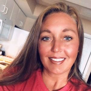 Meet your Posher, Michele